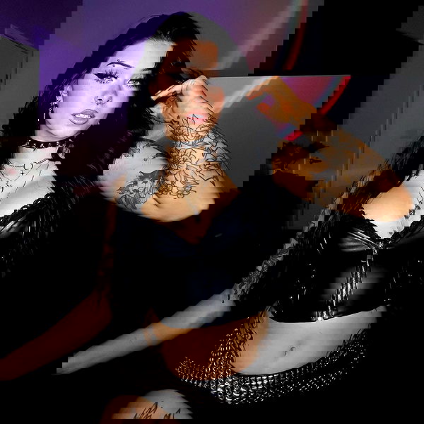 v.okay image ~ Altpins