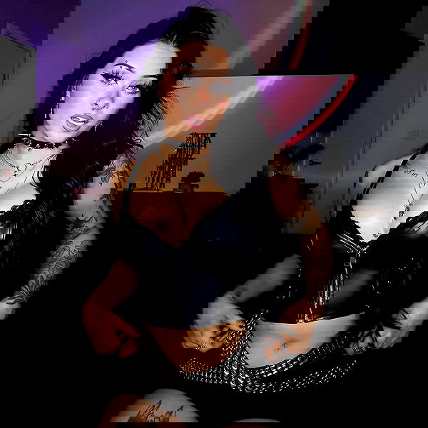 v.okay image ~ Altpins