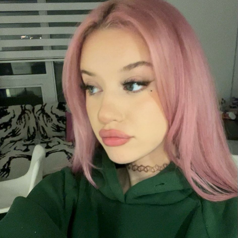 v33froggy instagram image archive image