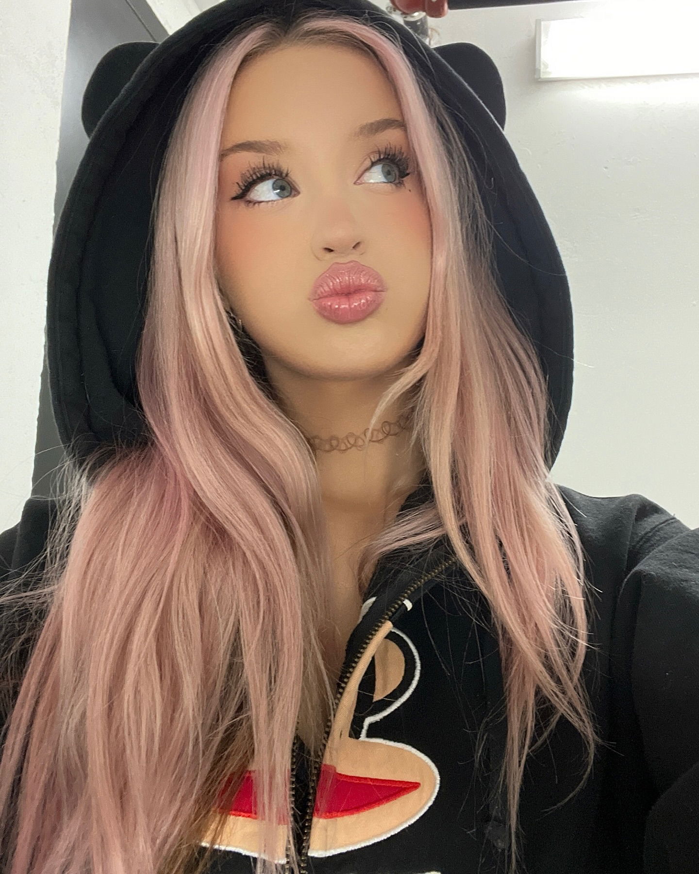 v33froggy instagram image archive image