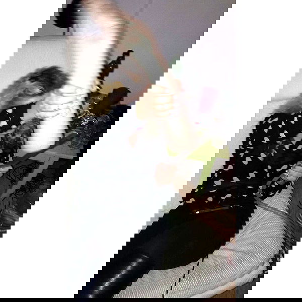 vanessa.julienne image ~ Altpins