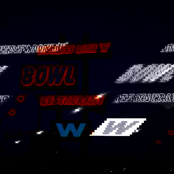 vanessa.julienne image ~ Altpins