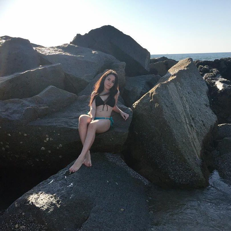 vanessa.julienne instagram image archive image