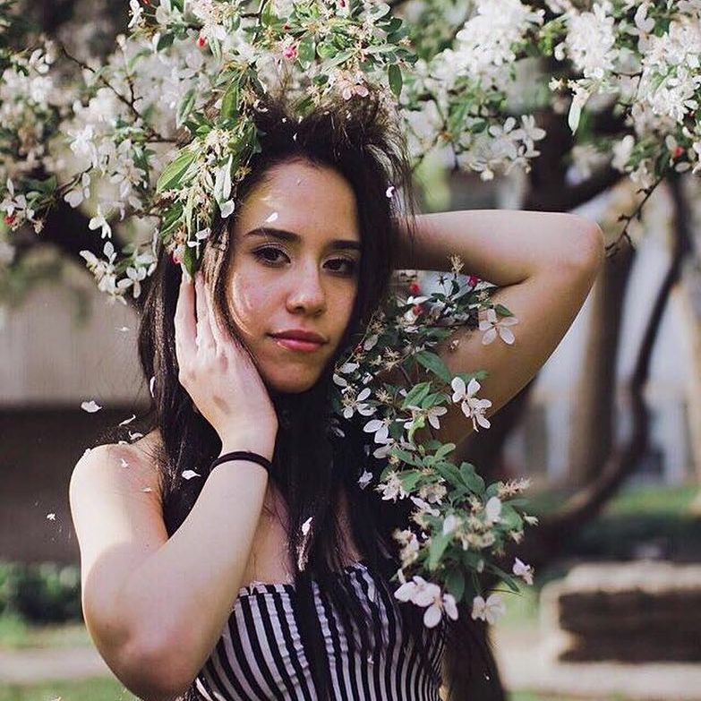 vanessa.julienne instagram image archive image