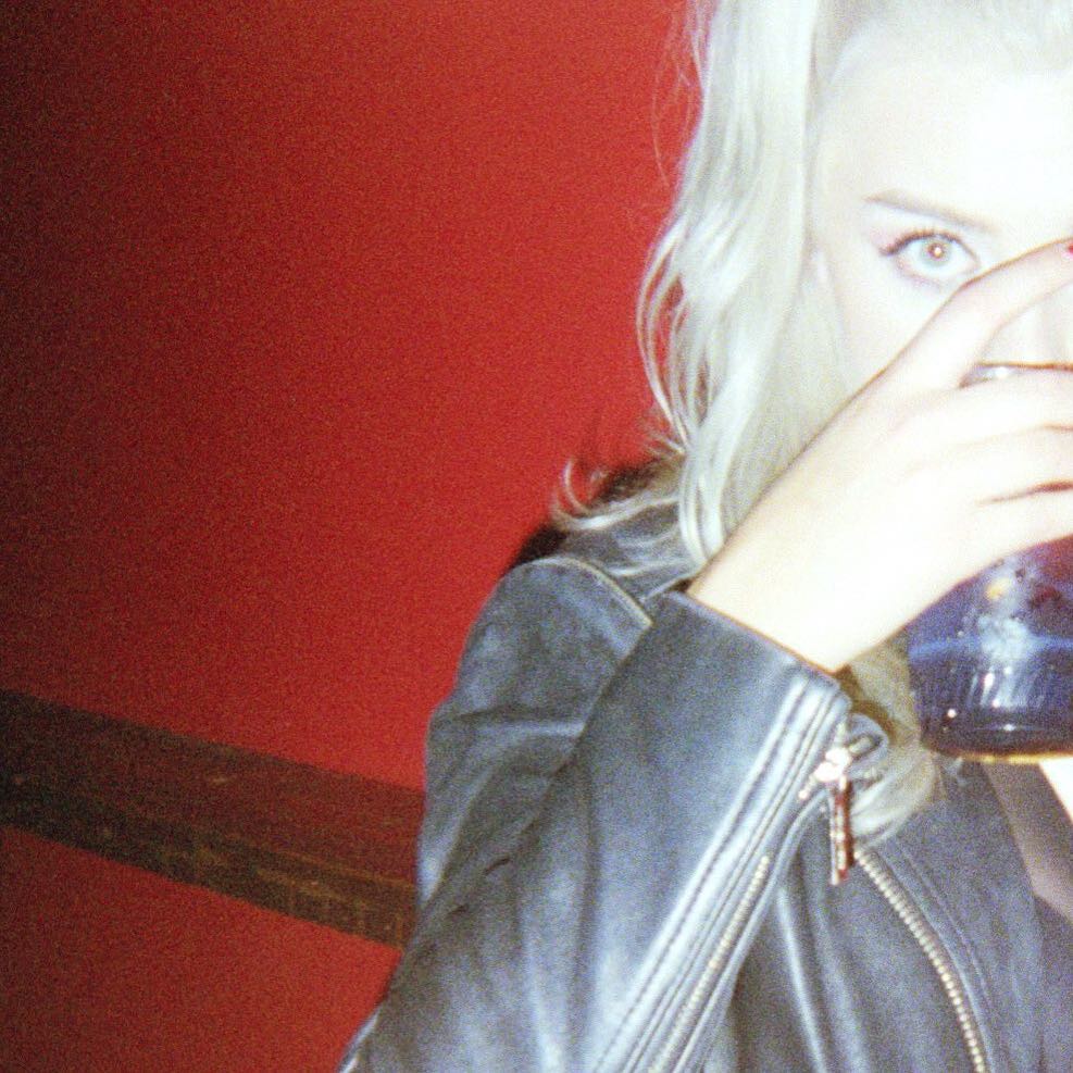 vanessa.julienne instagram image archive image