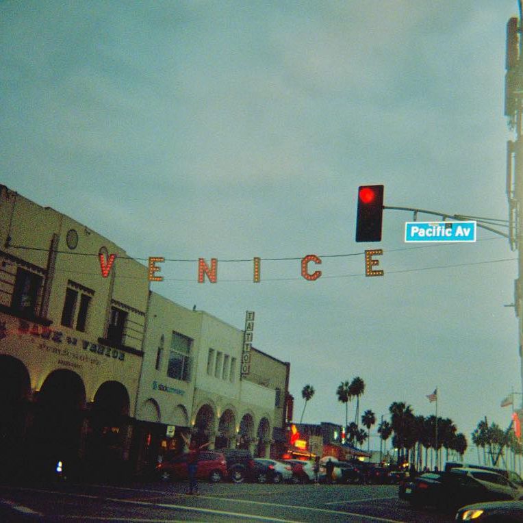 vanessa.julienne instagram image archive image