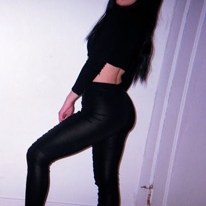 vanessa.julienne instagram image archive image