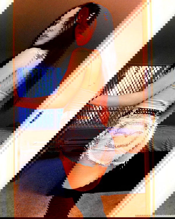 vanessa.julienne image ~ Altpins