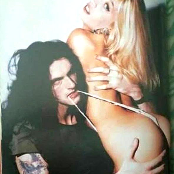 vanessa.julienne image ~ Altpins