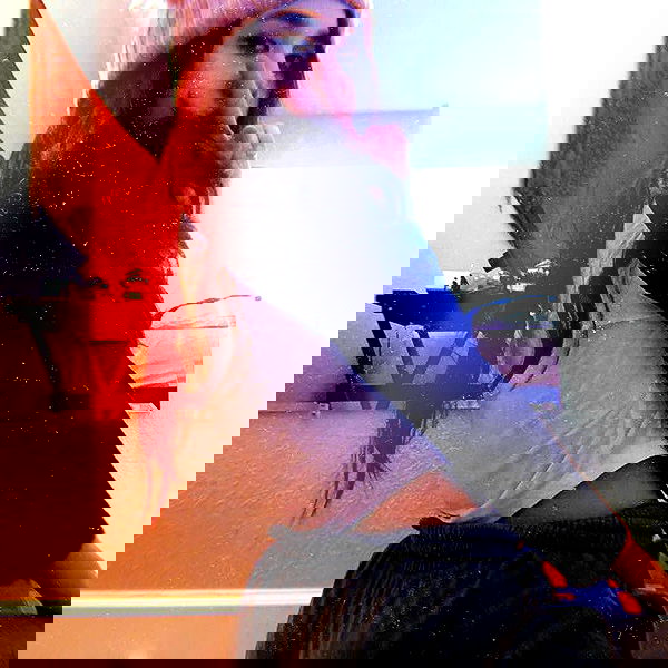 vanessa.julienne image ~ Altpins