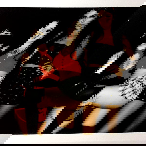 vanessa.julienne image ~ Altpins