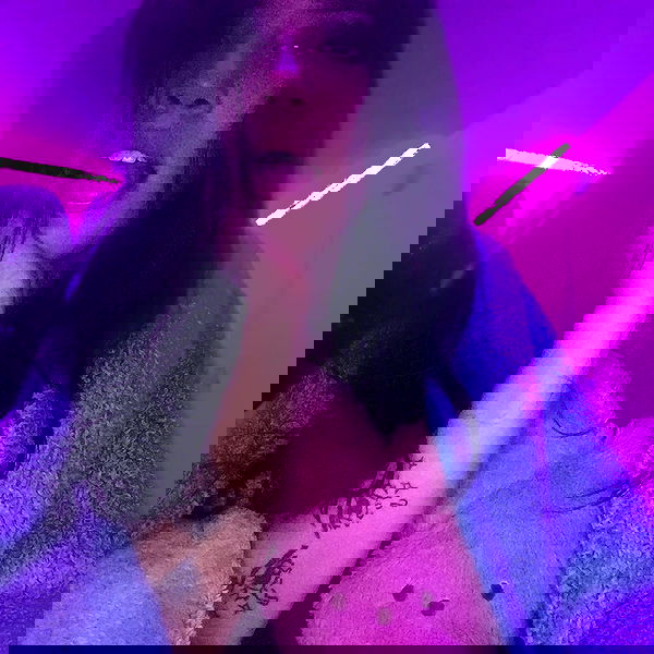 vanessa.julienne image ~ Altpins