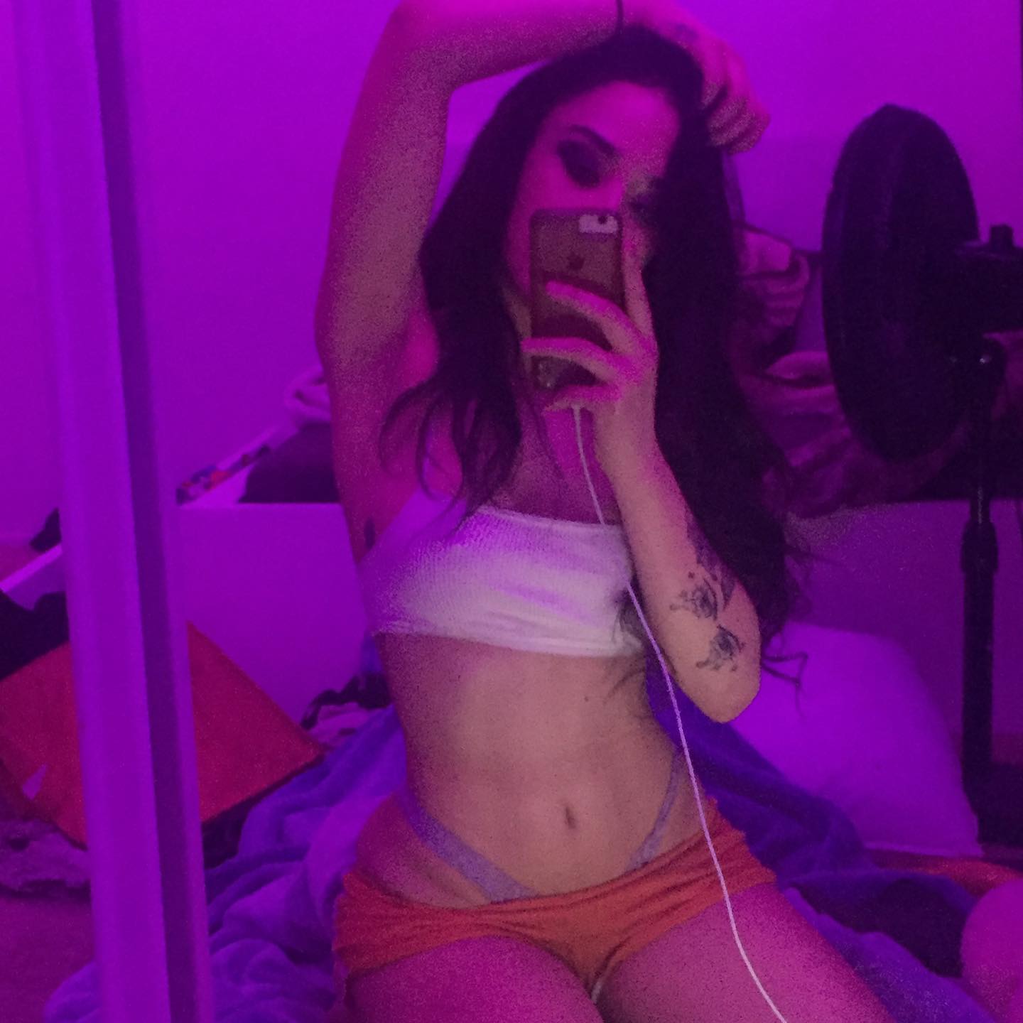 vanessa.julienne instagram image archive image