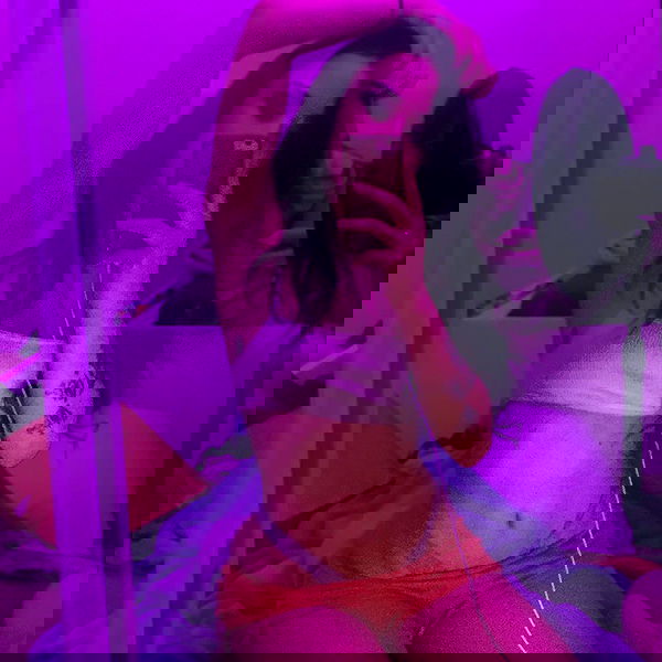 vanessa.julienne image ~ Altpins