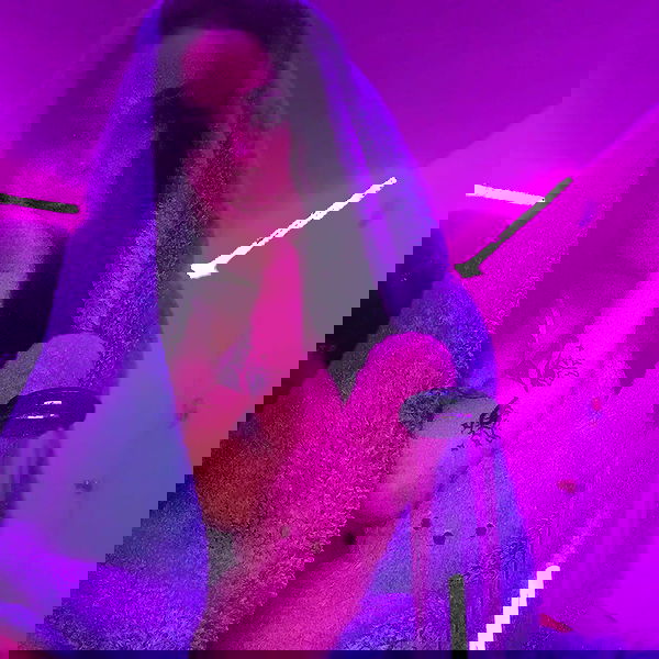 vanessa.julienne image ~ Altpins