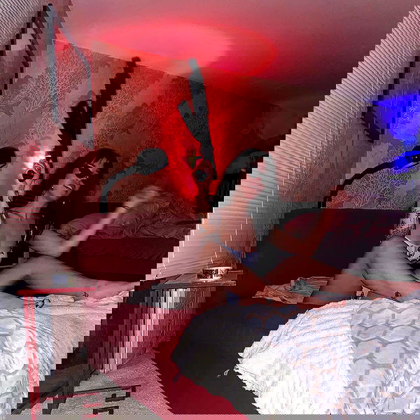 vanessa.julienne image ~ Altpins