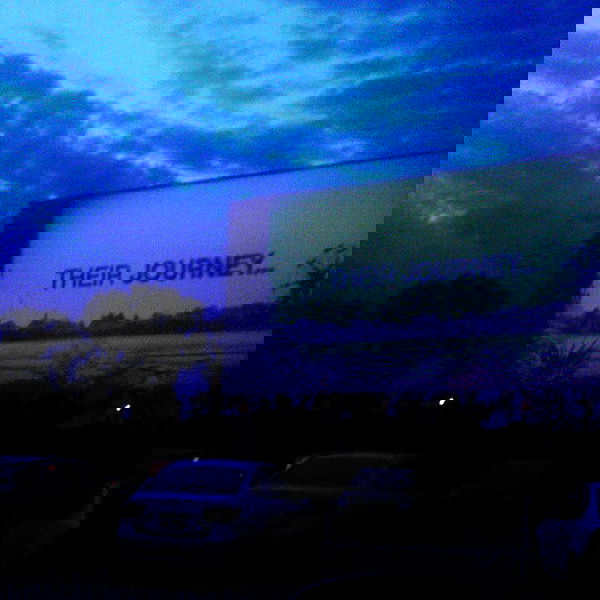 vanessa.julienne image ~ Altpins