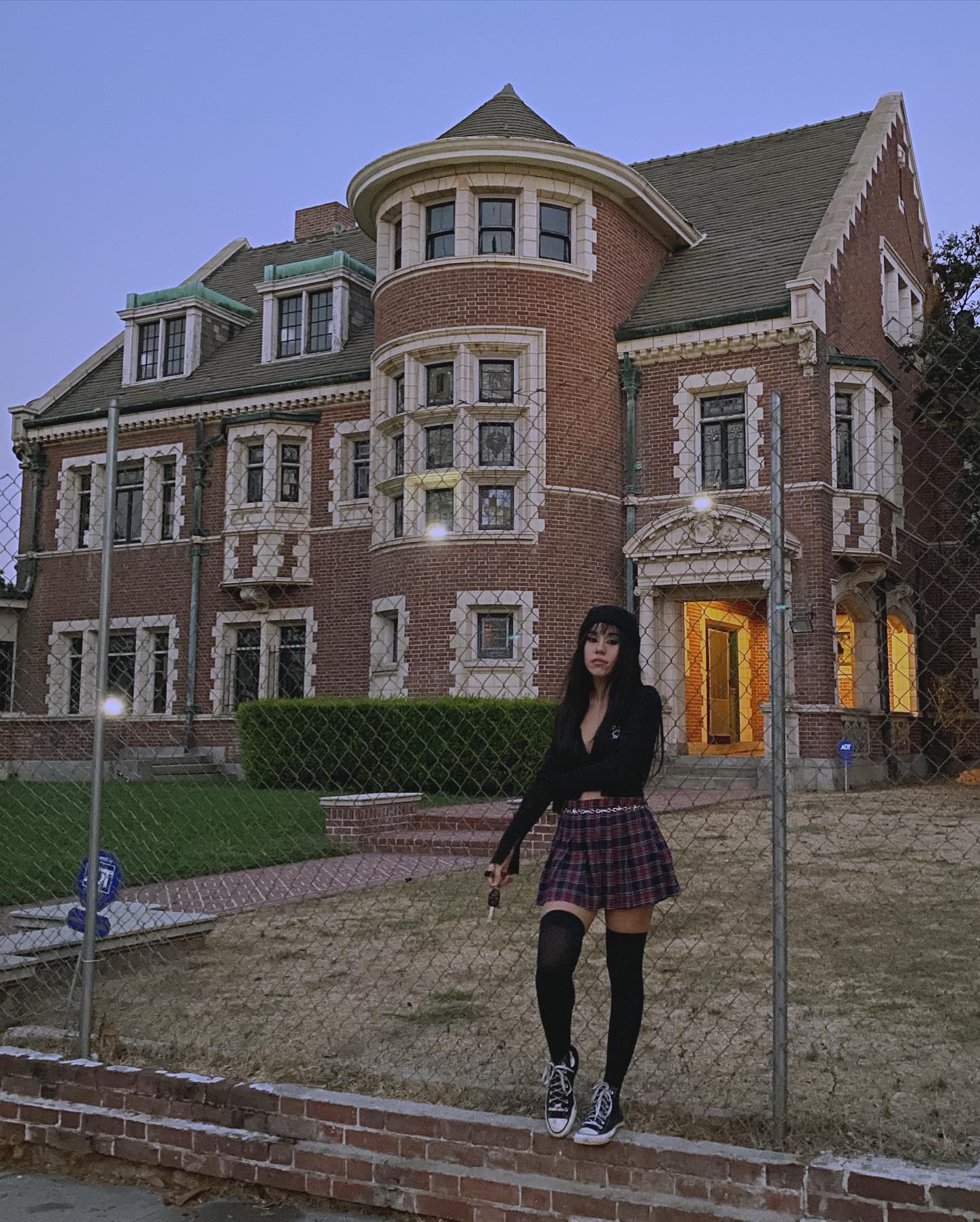 vanessa.julienne instagram image archive image