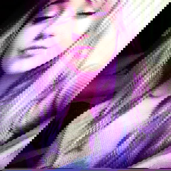 vanessa.julienne image ~ Altpins