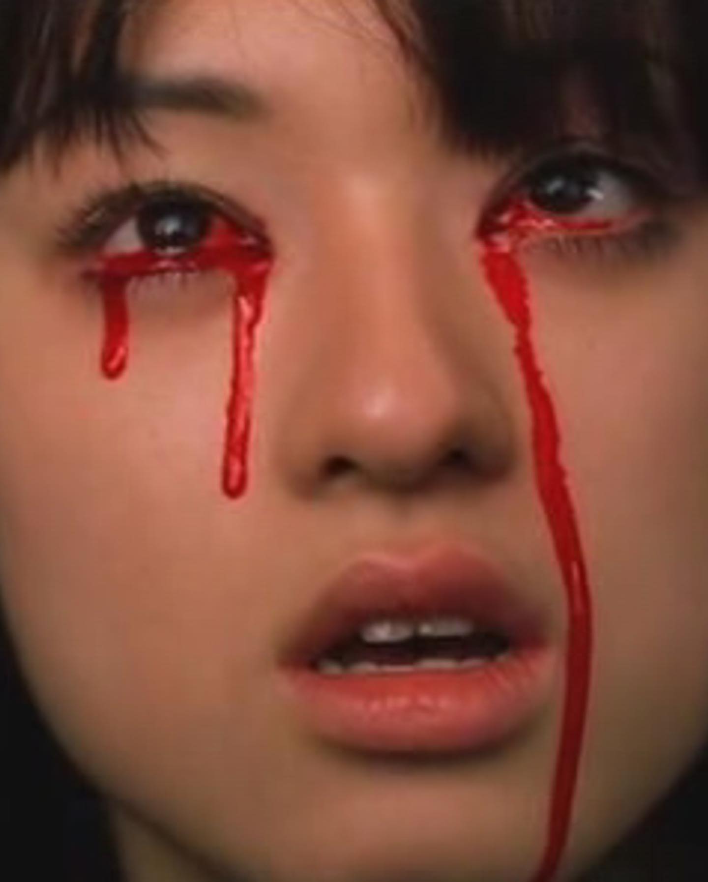 vanessa.julienne instagram image archive image