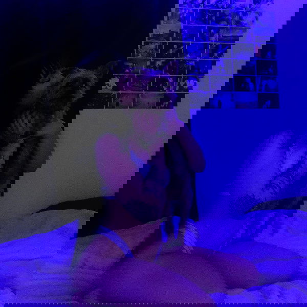 vanessa.julienne image ~ Altpins