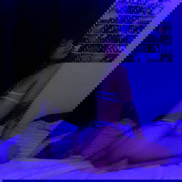 vanessa.julienne image ~ Altpins