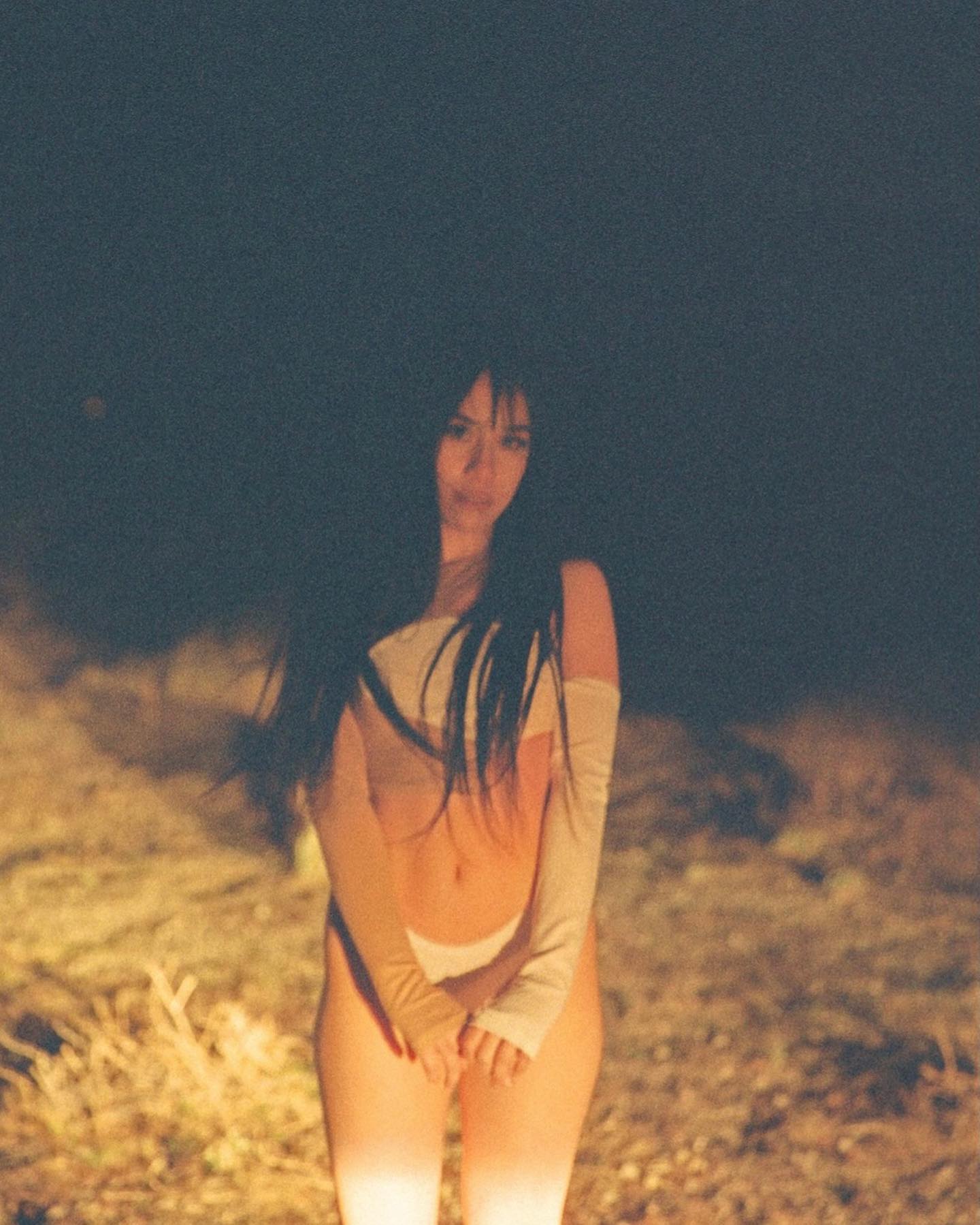 vanessa.julienne instagram image archive image