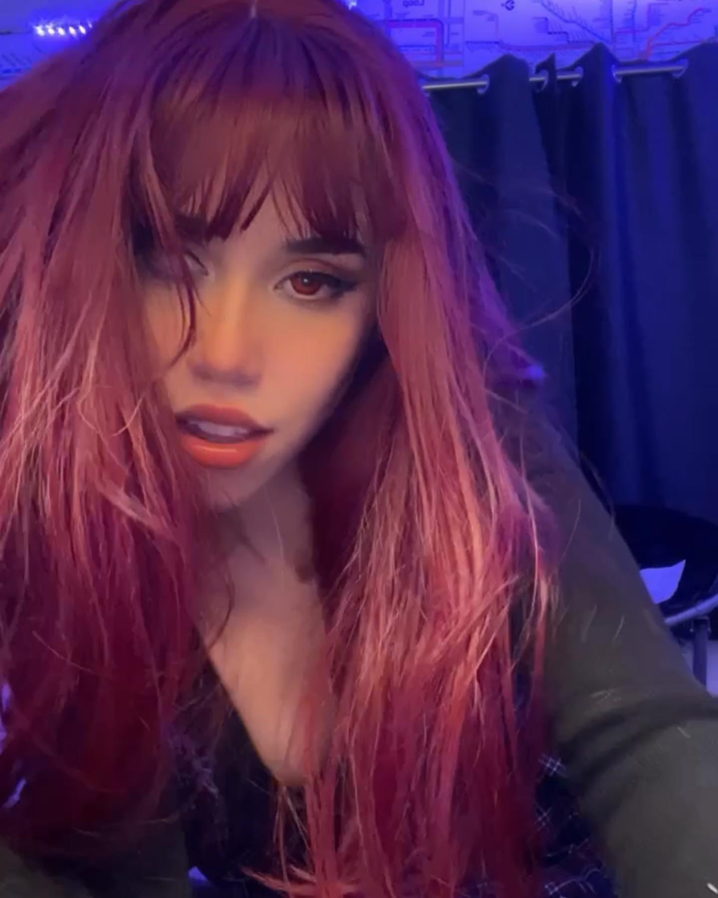 vanessa.julienne instagram image archive image