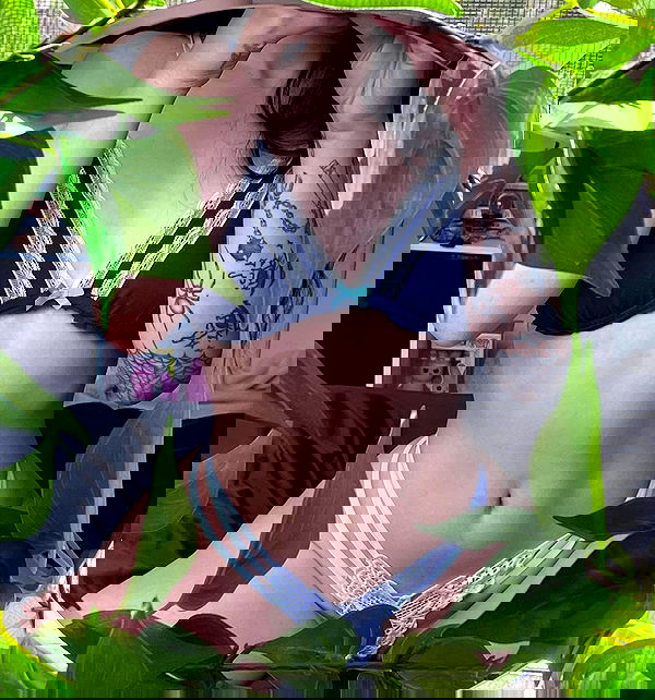 vanessa.julienne image ~ Altpins