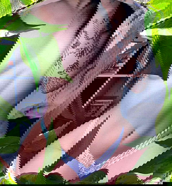 vanessa.julienne image ~ Altpins