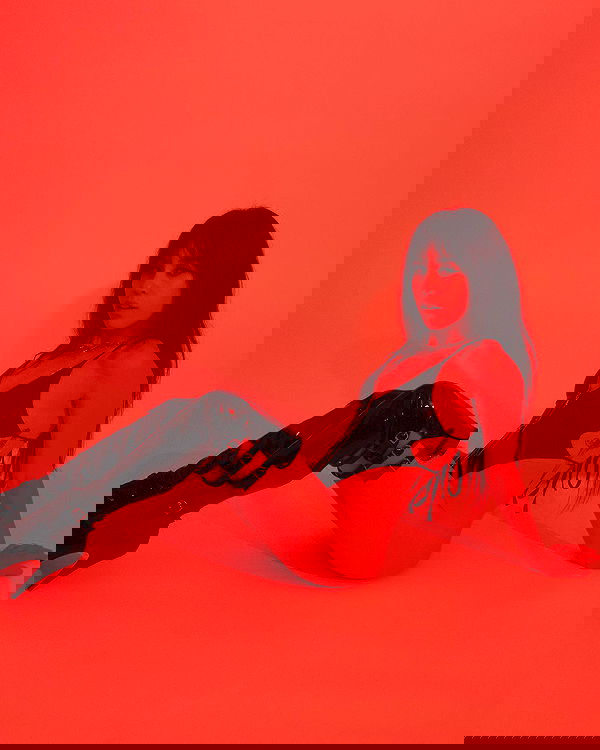 vanessa.julienne image ~ Altpins