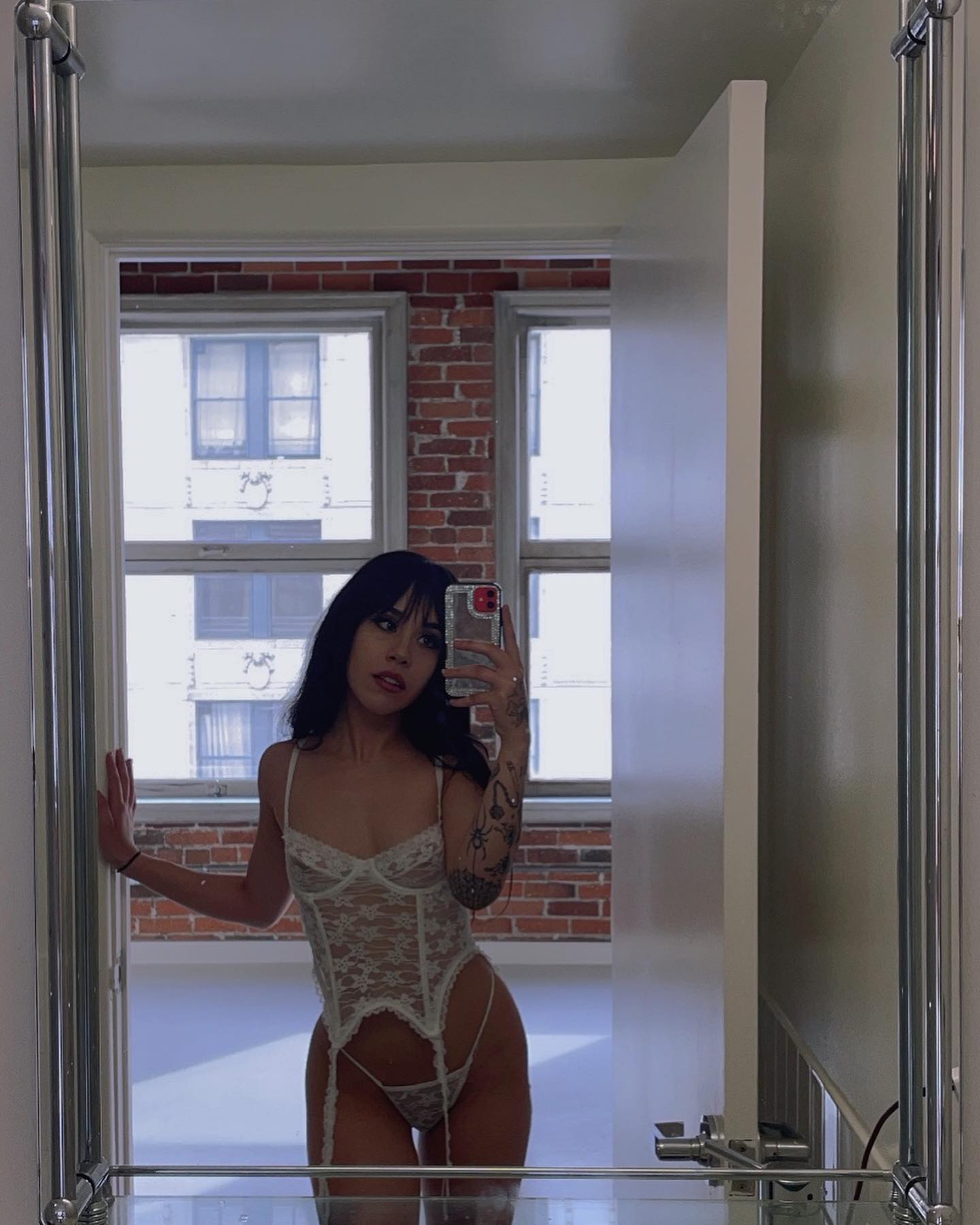 vanessa.julienne instagram image archive image