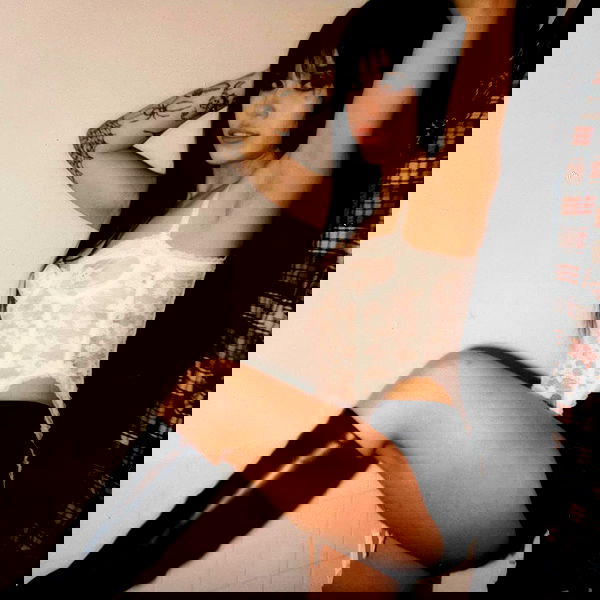 vanessa.julienne image ~ Altpins