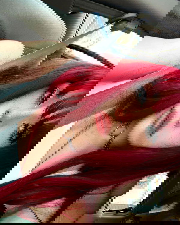 vanessa.julienne image ~ Altpins