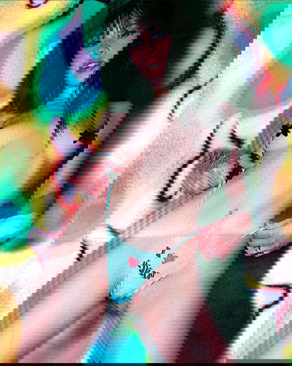 vanessa.julienne image ~ Altpins