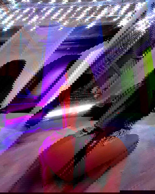 vanessa.julienne image ~ Altpins