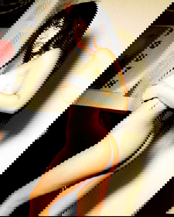 vanessa.julienne image ~ Altpins