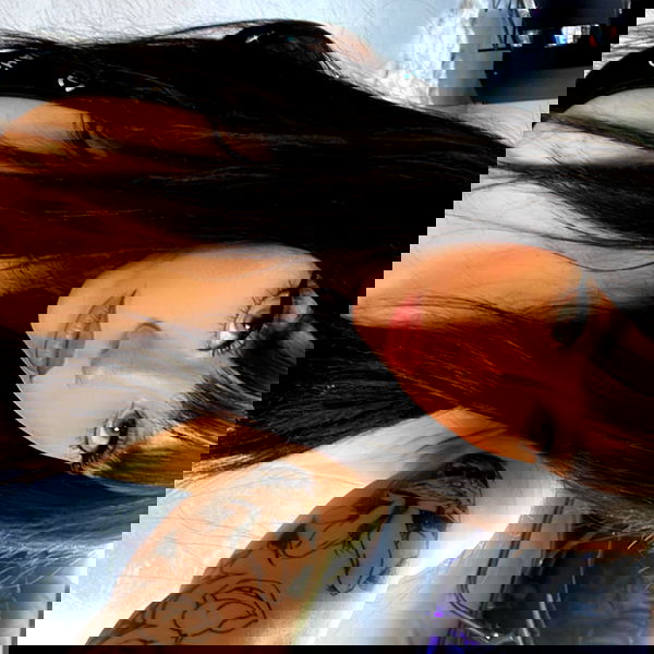 vanessa.julienne image ~ Altpins