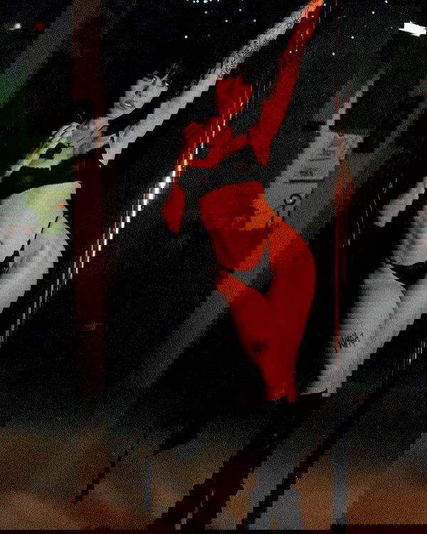 vanessa.julienne image ~ Altpins