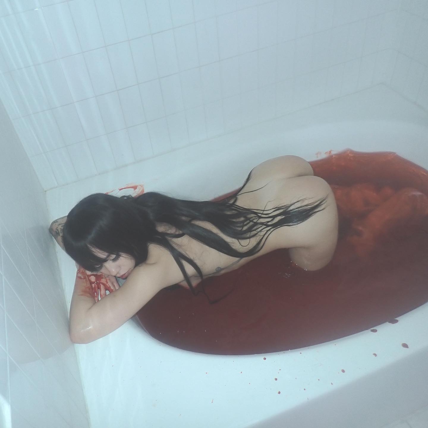 vanessa.julienne instagram image archive image