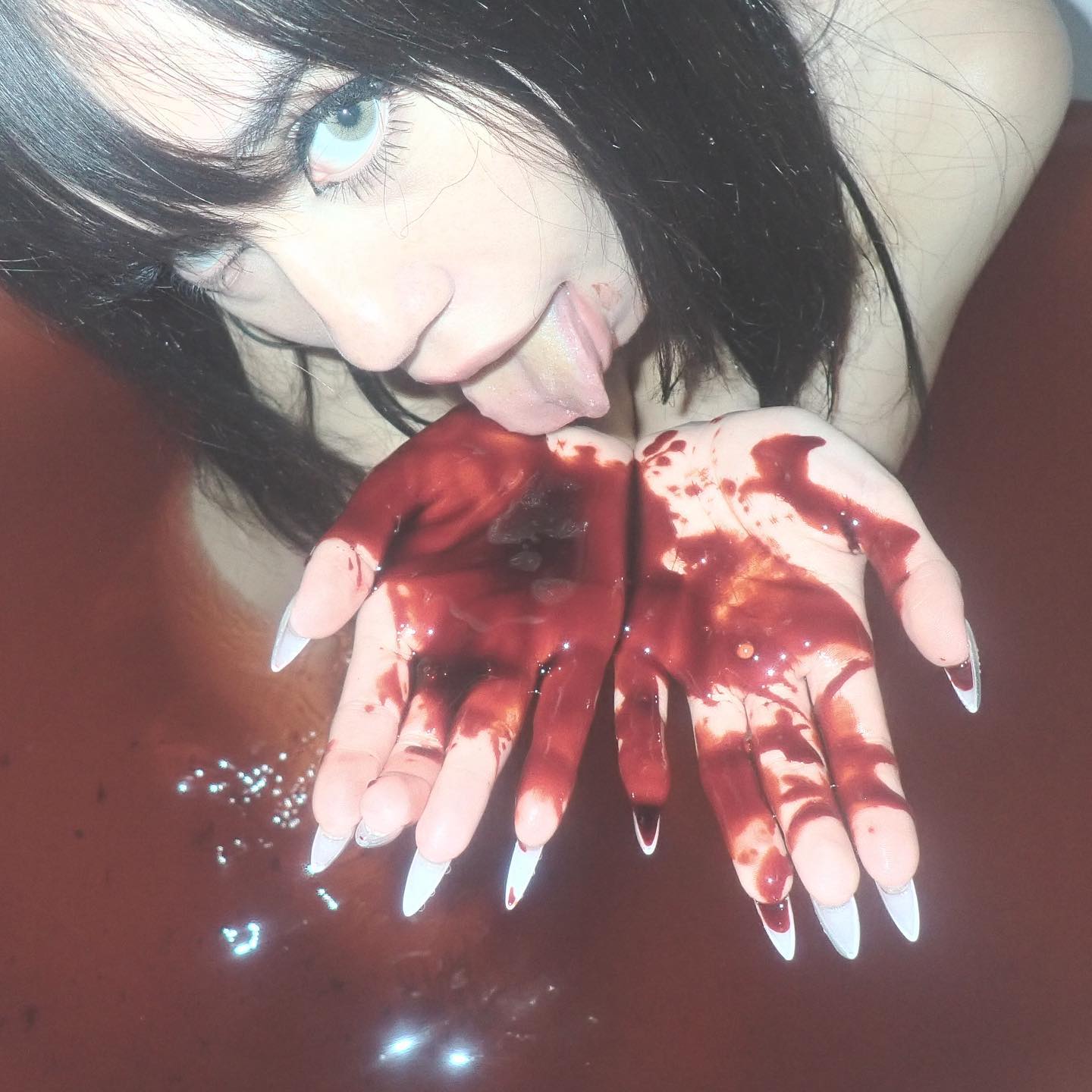 vanessa.julienne instagram image archive image