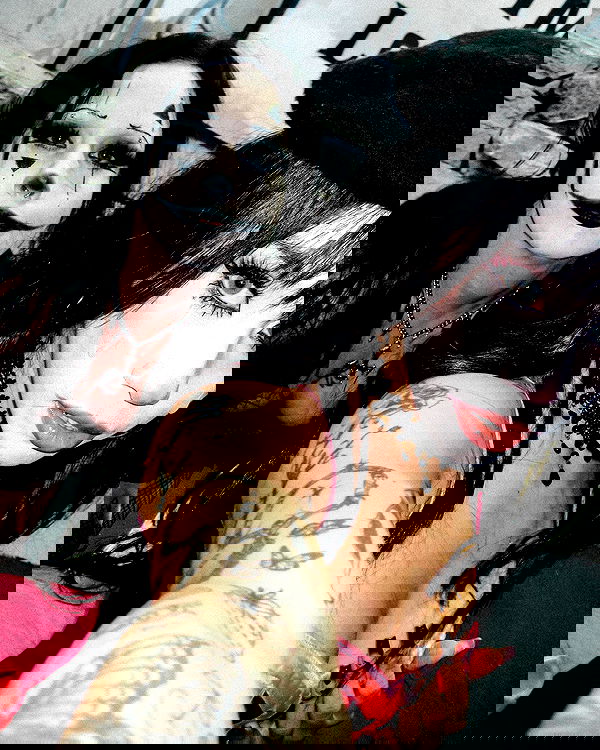 vanessa.julienne image ~ Altpins