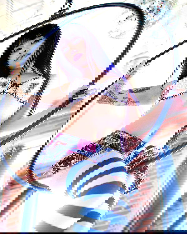 vanessa.julienne image ~ Altpins