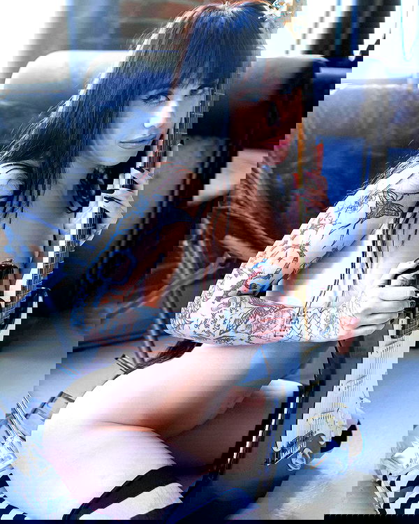 vanessa.julienne image ~ Altpins