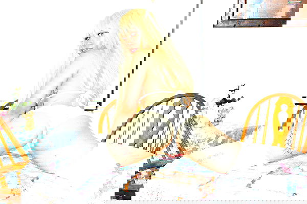 vanessa.julienne image ~ Altpins