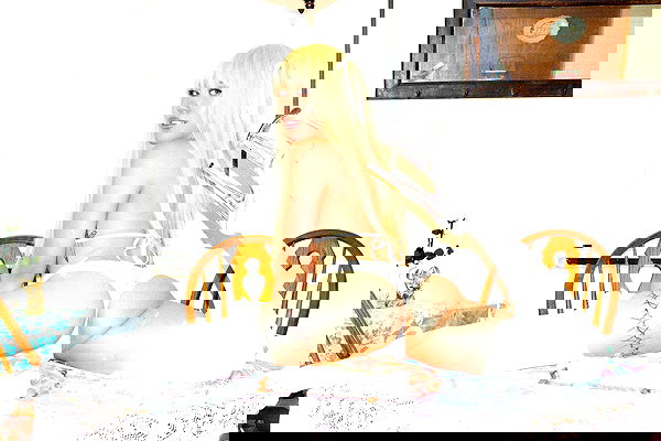 vanessa.julienne image ~ Altpins