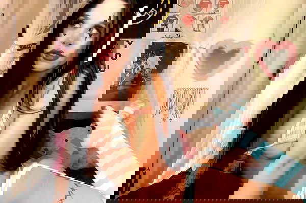 vanessa.julienne image ~ Altpins