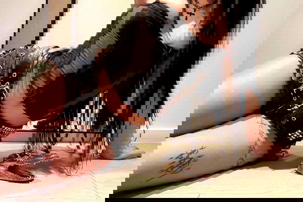 vanessa.julienne image ~ Altpins