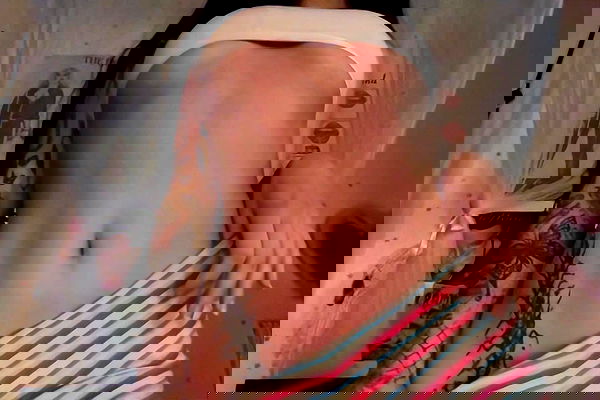 vanessa.julienne image ~ Altpins