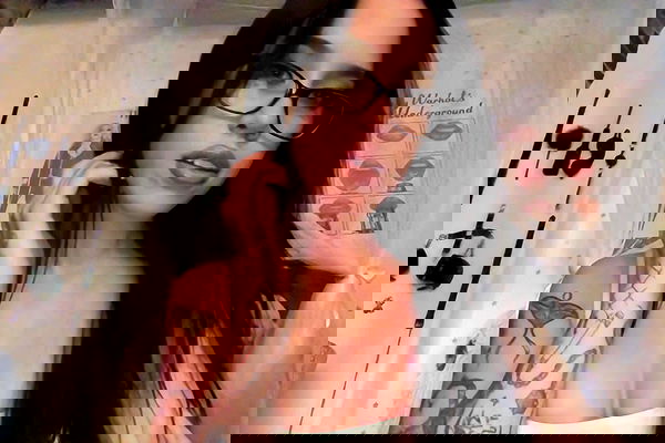 vanessa.julienne image ~ Altpins